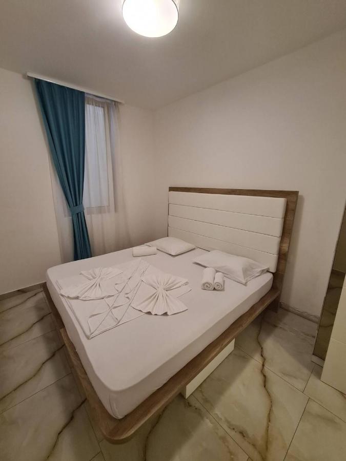 Appartement 2 Chambres avec Balcon et Terrasse