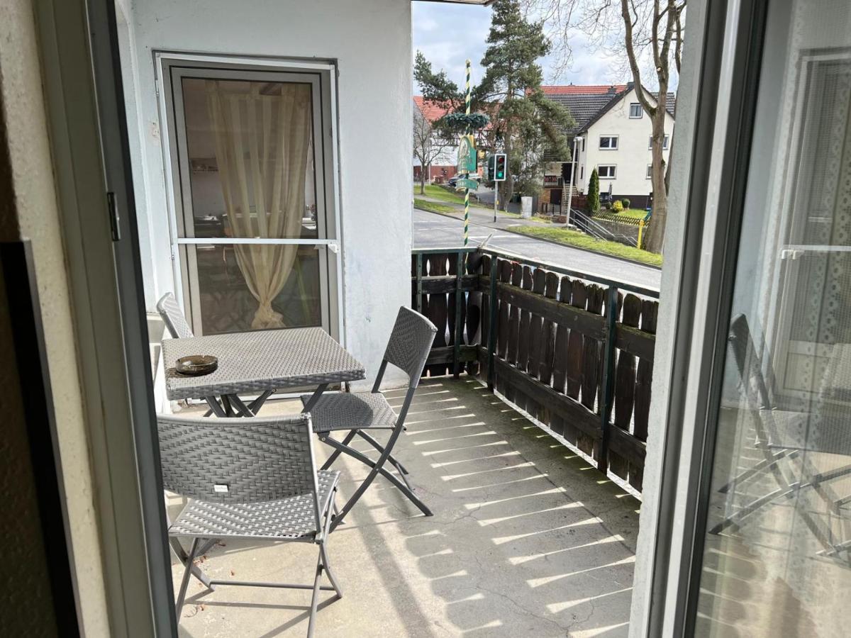 Ferienwohnung mit 4 Betten - Balkon - Küche - Chambres d’hôtes