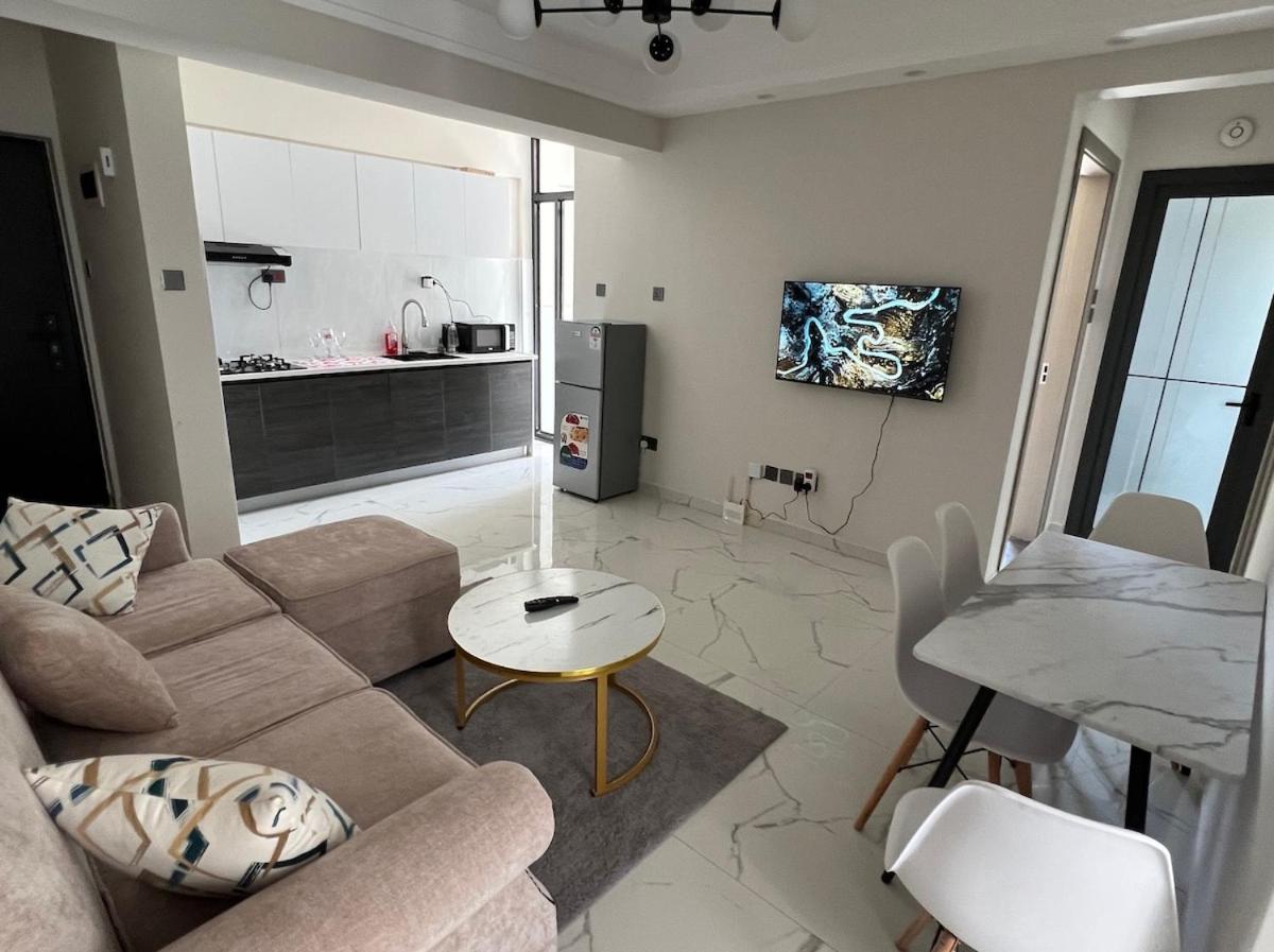 Kindaruma home apartment 2 bedrooms 2 bathrooms Nairobi Kilimani - B&B Nairobi