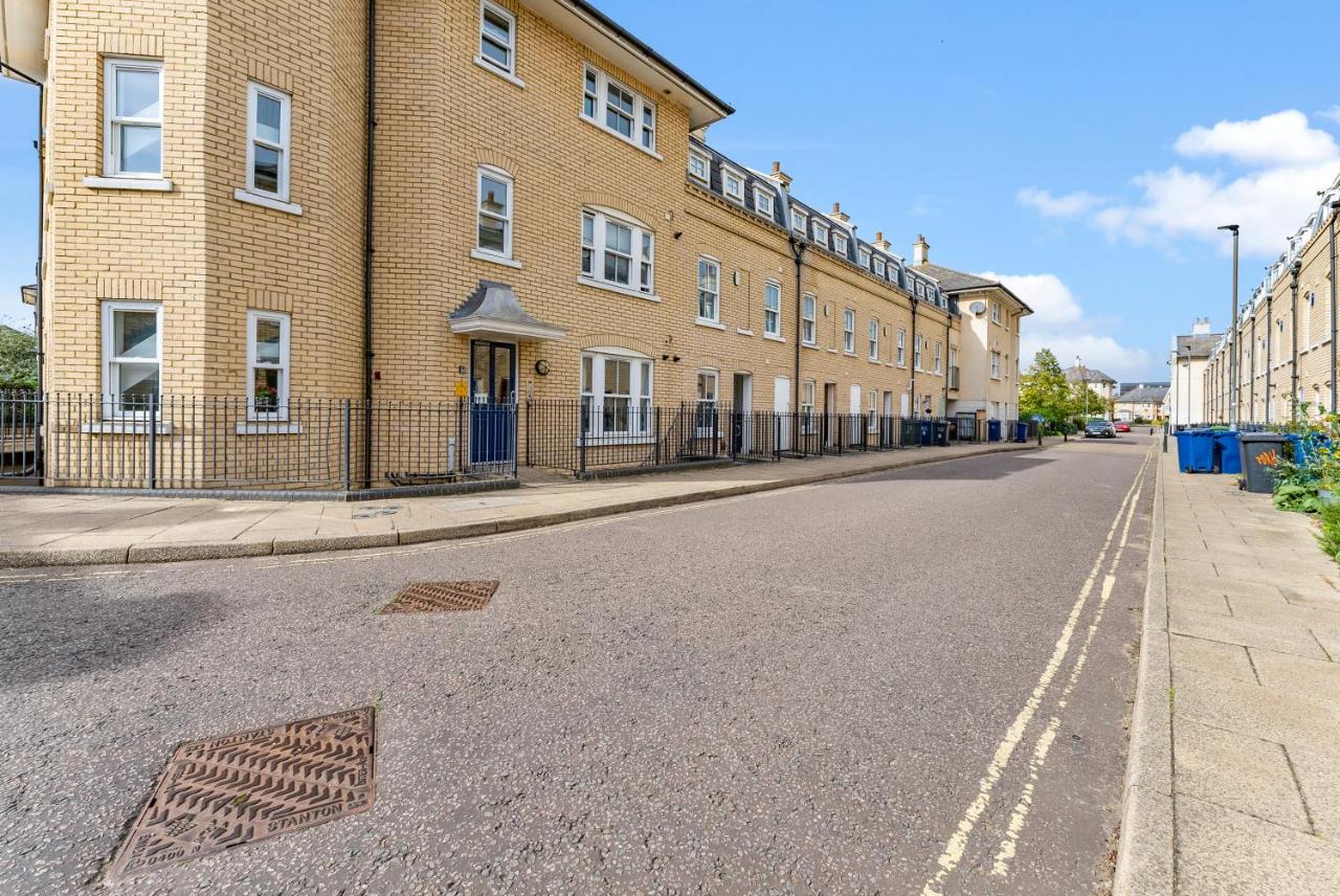 Amazing Cambridge Abode - Parking - B&B
