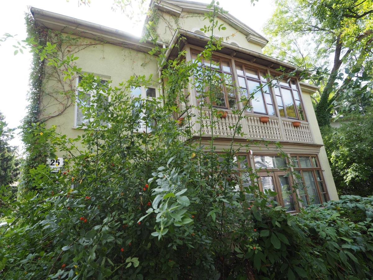 Yonekawa Apartments, Molo & Monte Cassino - B&B