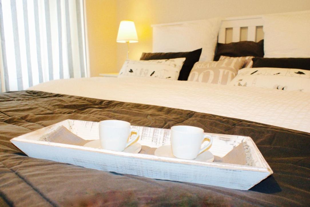 One-Bedroom Apartment with Balcony Number 5 (2 Adults)