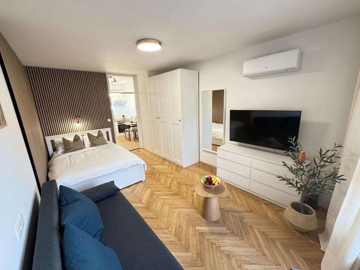 Appartamento Monolocale con 1 Letto Matrimoniale