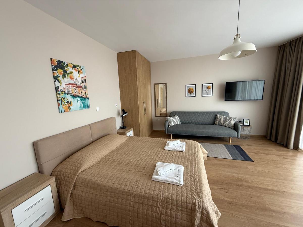 Studio Apartment with Sea View