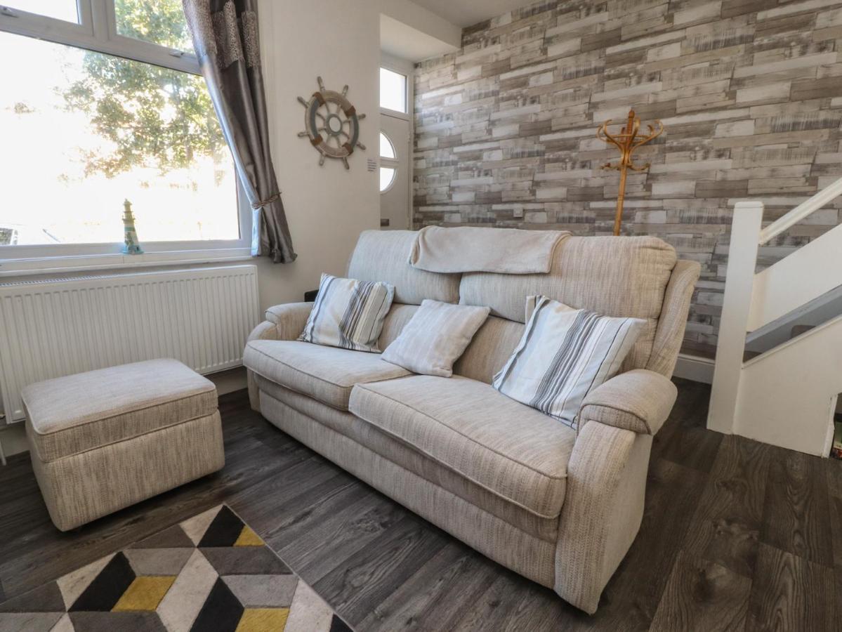 23 Dock Road - B&B