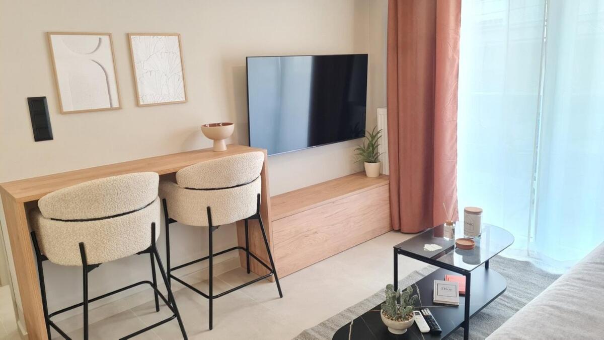Iconic2 Luxury Apartment Thessaloniki - B&B
