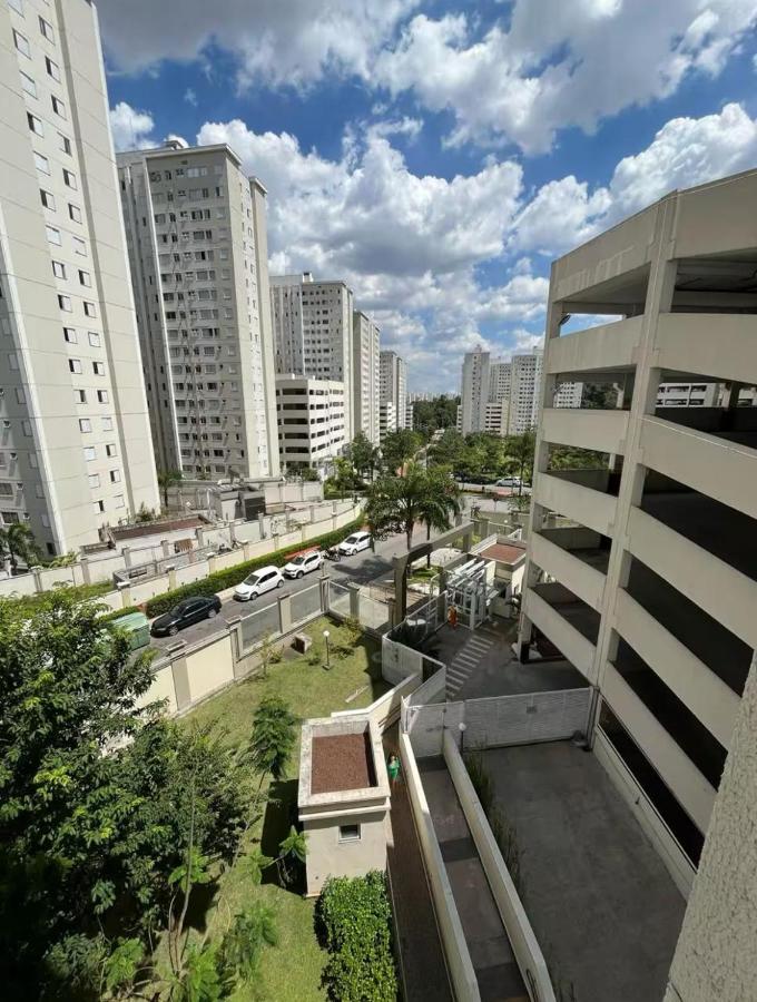 Apto Completo e Decorado 5 min Shopping e Metro - B&B