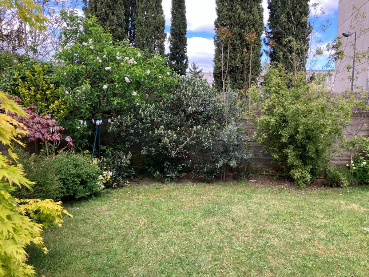 28 rue Louis Bleriot 72700 Alonnes - B&B