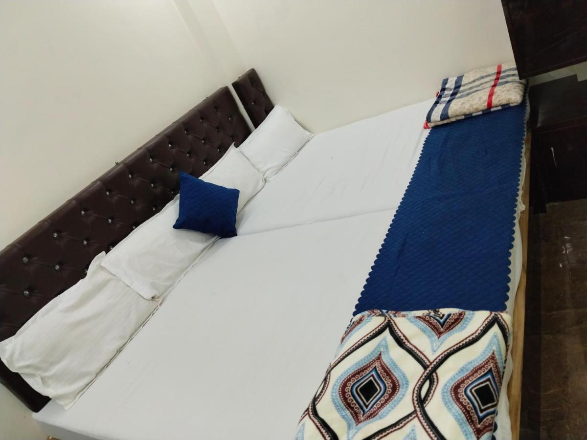 jay radhe krishan residency - B&B