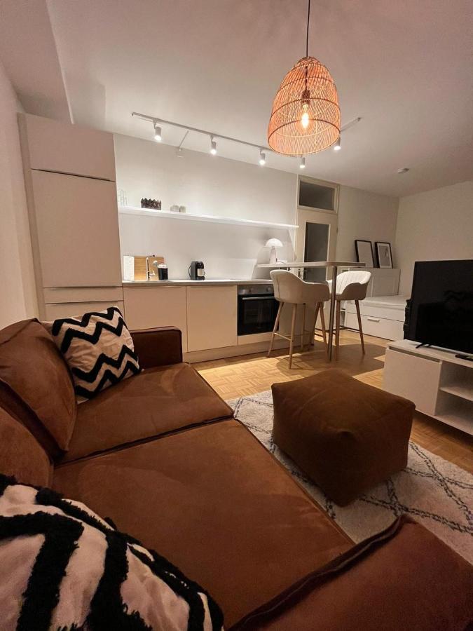Modern Apartment - Am See - B&B