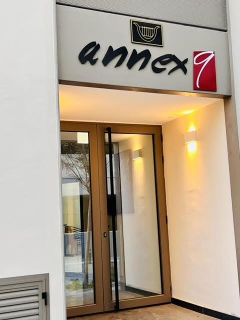 9 Muses Holiday apartments - B&B Larnaka