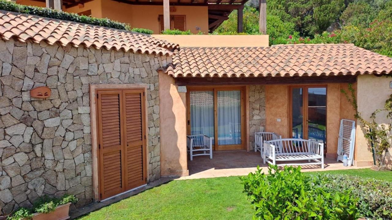 Residenza del Barone Villa Zoe Chia - Vista Mare - Chambres d’hôtes
