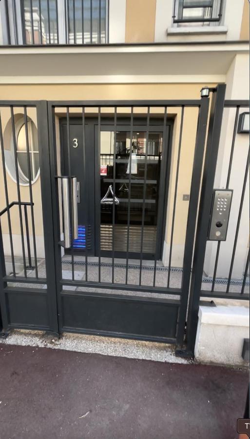 Le Prestige Terrasse-Cocon familial cosy, Billard & Jacuzzi avec vue sur Paris - B&B