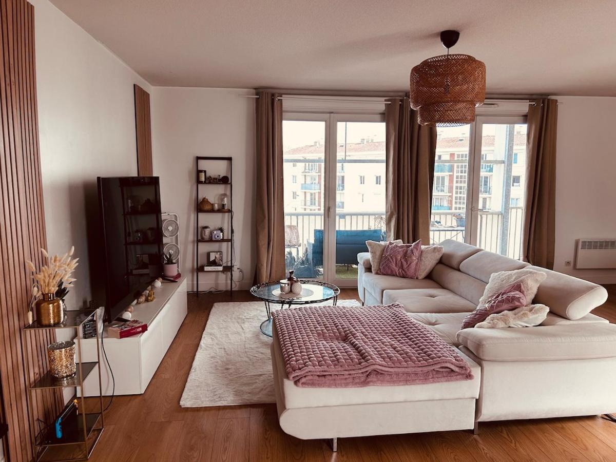 Appartement T3 avec grand balcon - Bed and Breakfast