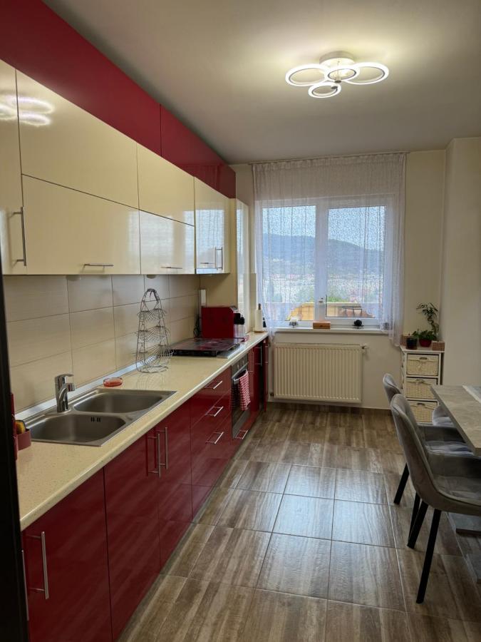 Ana Apartment - Bed and Breakfast Deva