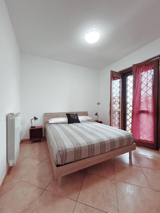 Appartamento con 2 Camere da Letto e Terrazza 
