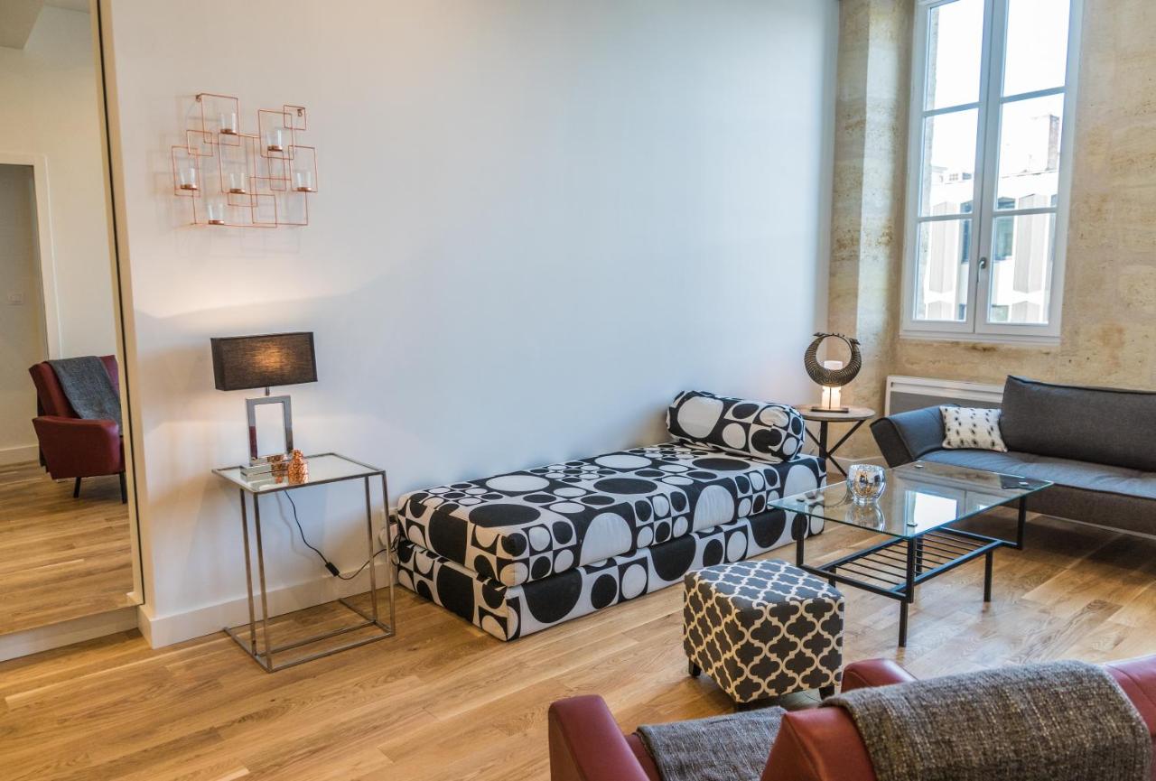 One-Bedroom Apartment - Geometry