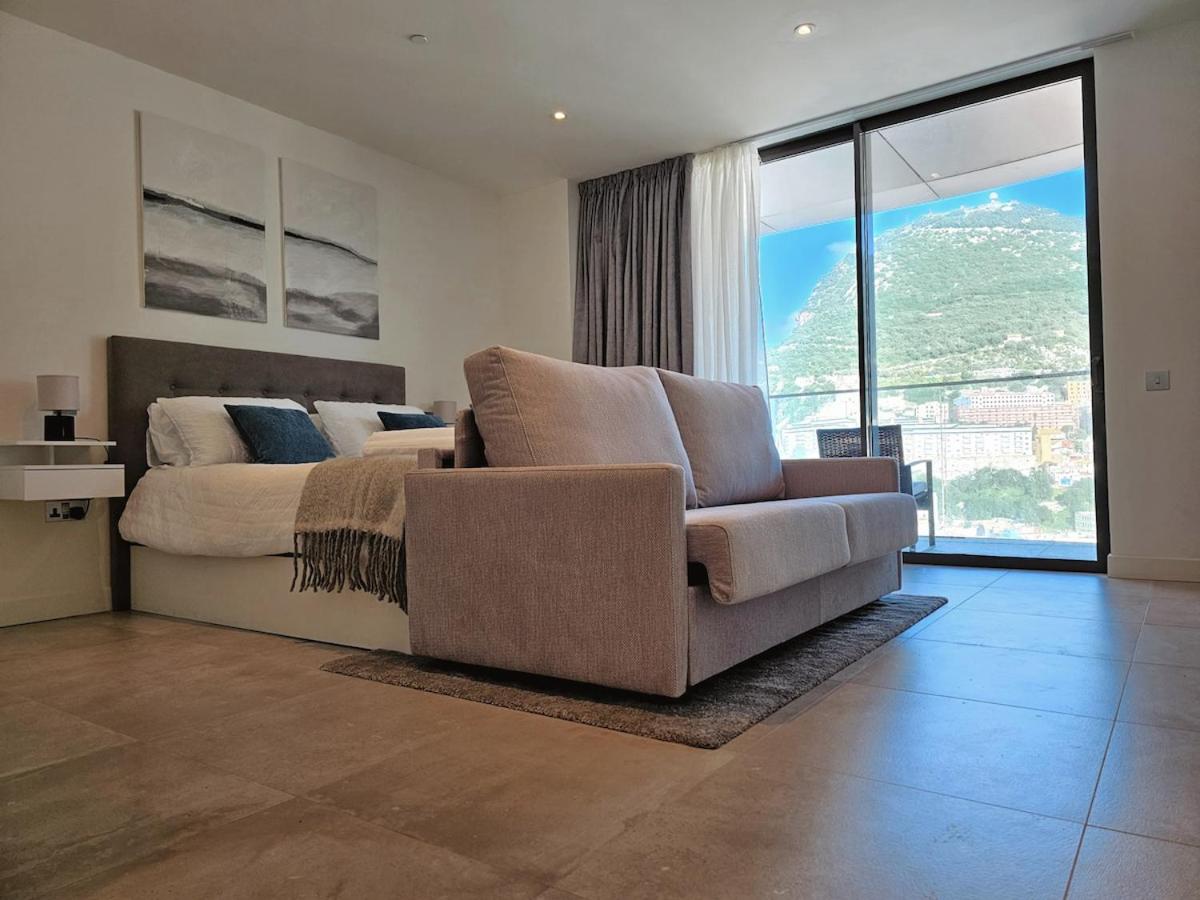 18th Floor Luxury Studio - B&B Gibilterra