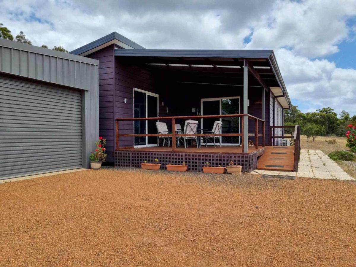 Lavender Cottage at Nannup Lavender Farm - B&B Nannup