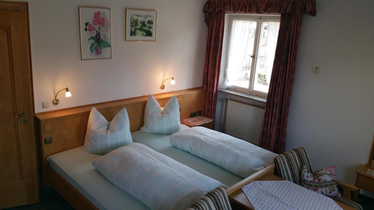 Double Room with Balcony (2)
