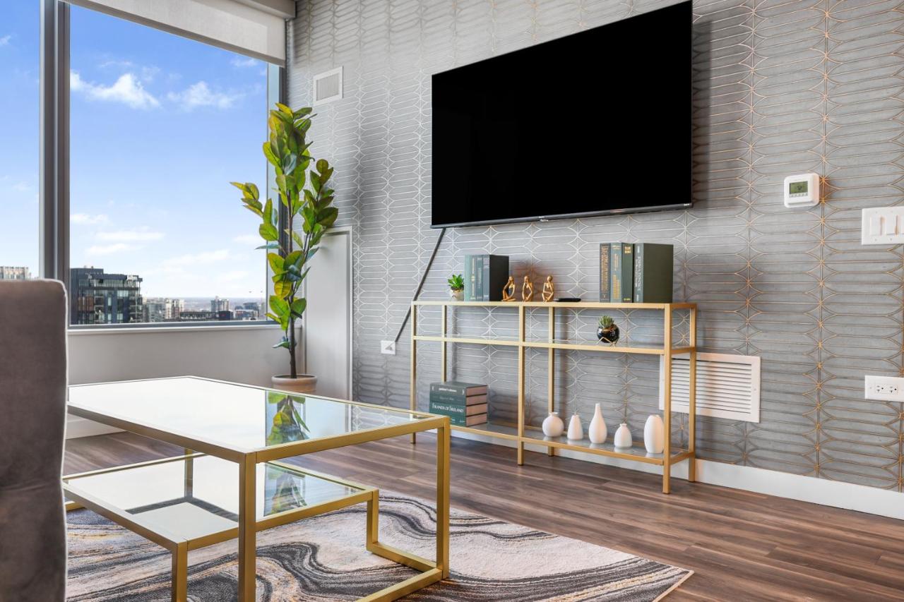 Golden Luxe Suite Downtown Nashville - B&B Nashville