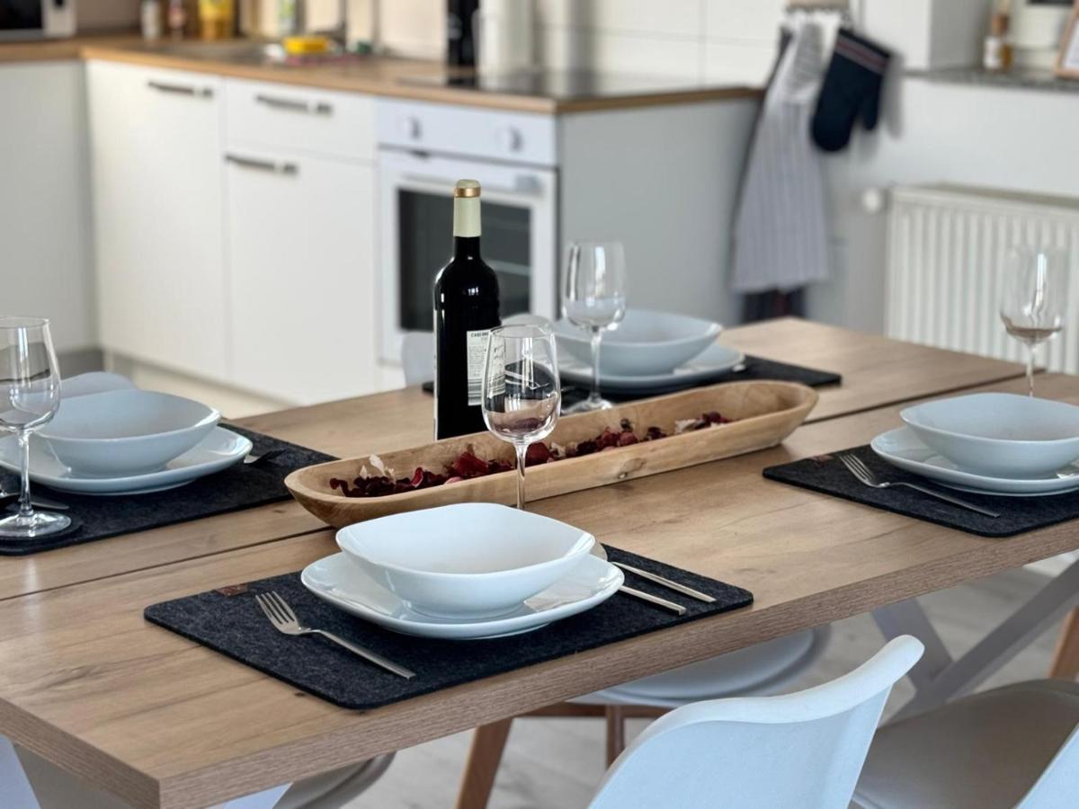 23-schöner Wohnen, großes Apartment für 5-6 Personen in super Lage - Chambres d'hôtes Duisbourg