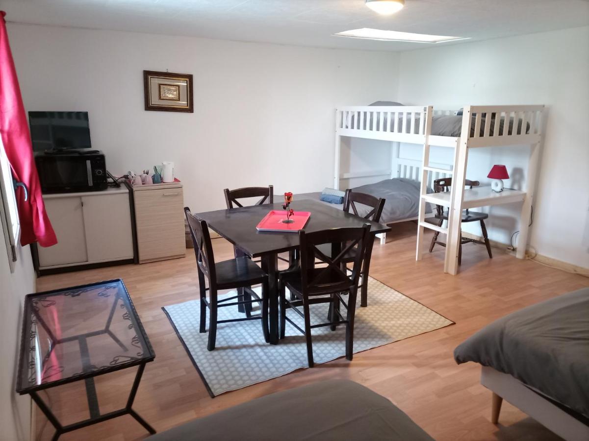 Chambre Quadruple avec Salle de Bains Privative Séparée
