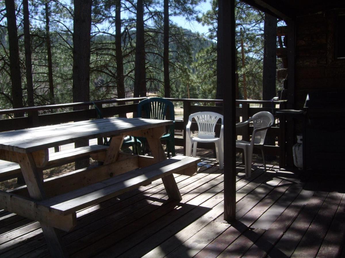 Sierra Bonita Cabins and RV Park - B&B Guadalupita