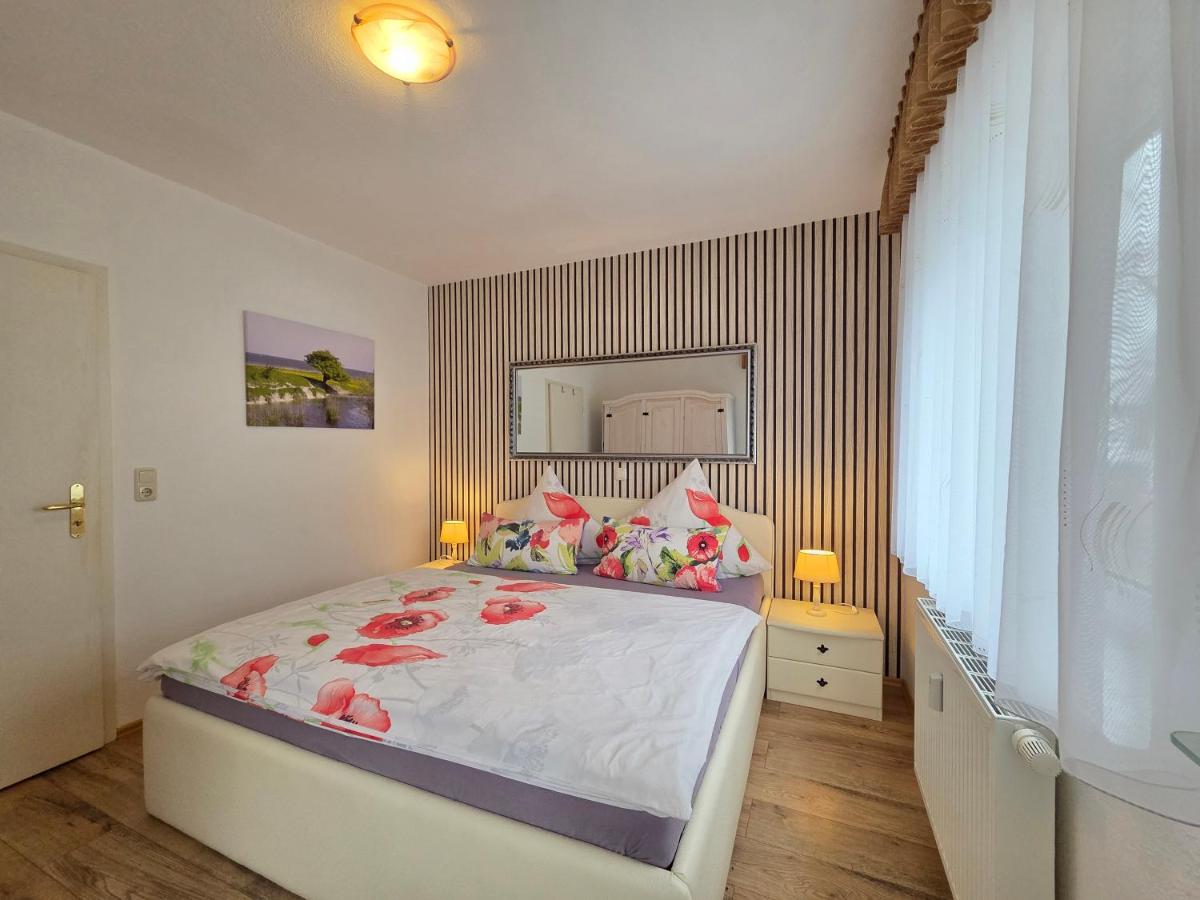 Two-Bedroom Apartment - Mohnblume