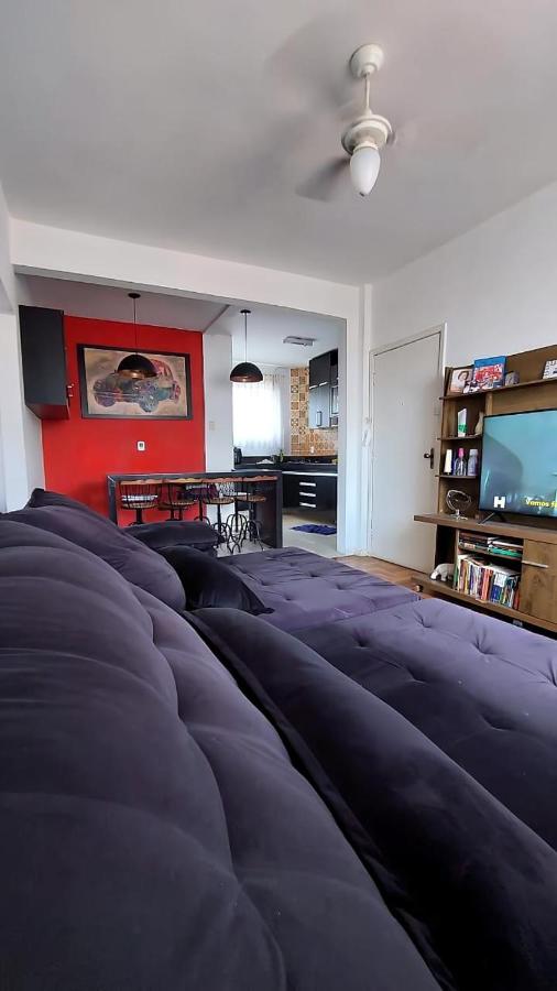 Apartmento inteiro mobiliado acomoda até 6 nearpróximo ao Hotel Ouro Minas - Chambres d’hôtes