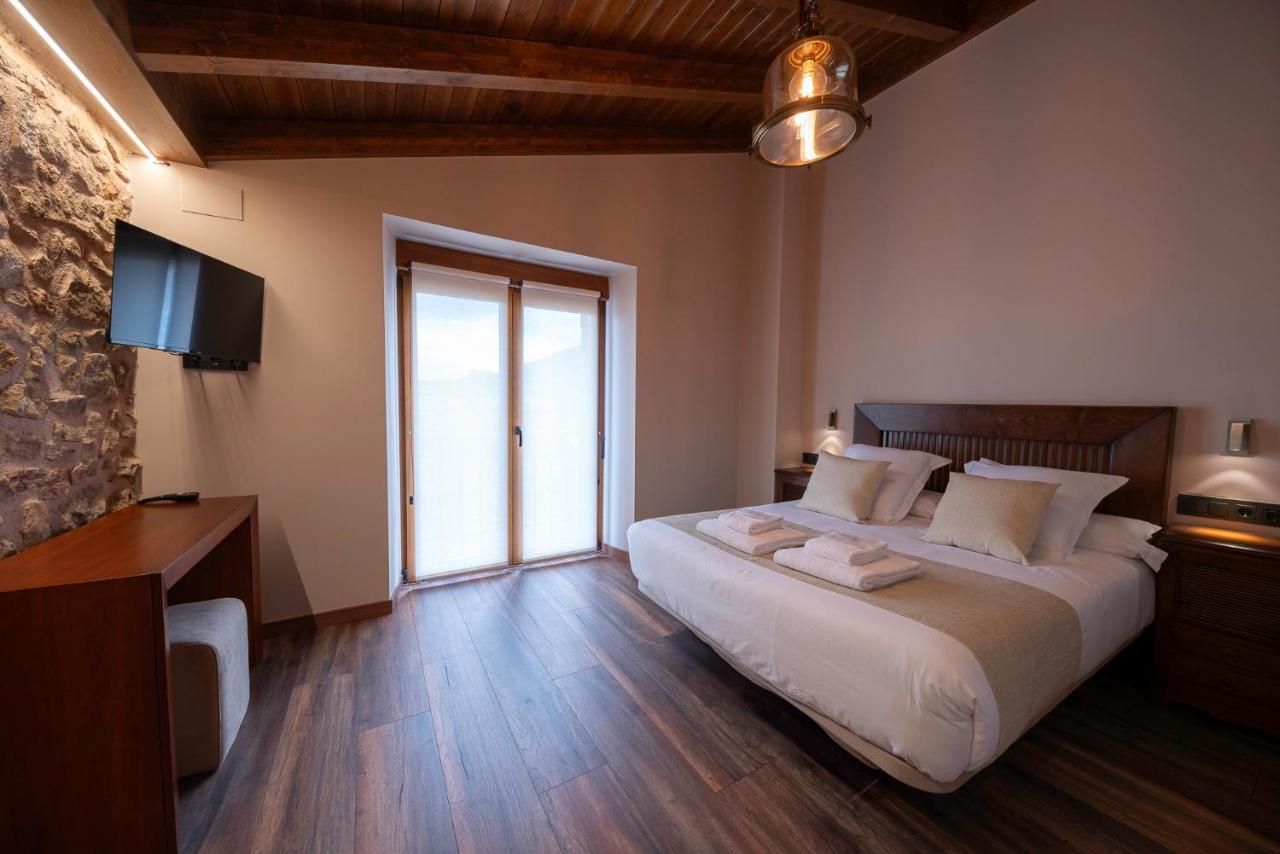 Chambre Double avec Lit d'Appoint
