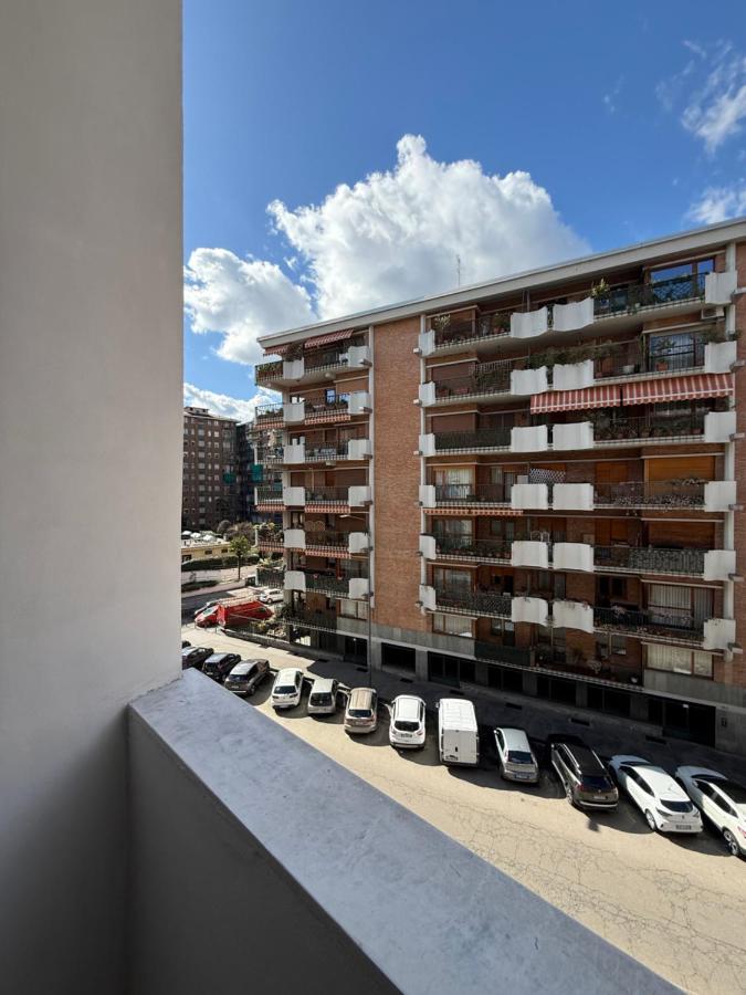 Robert HoMe Exclusive Apartment Turin Inalpi Arena Olimpic Stadium - B&B