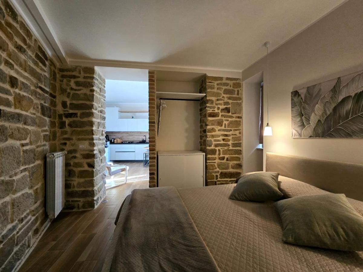 Appartamento con 1 Camera da Letto, Balcone e Vista Montagna 