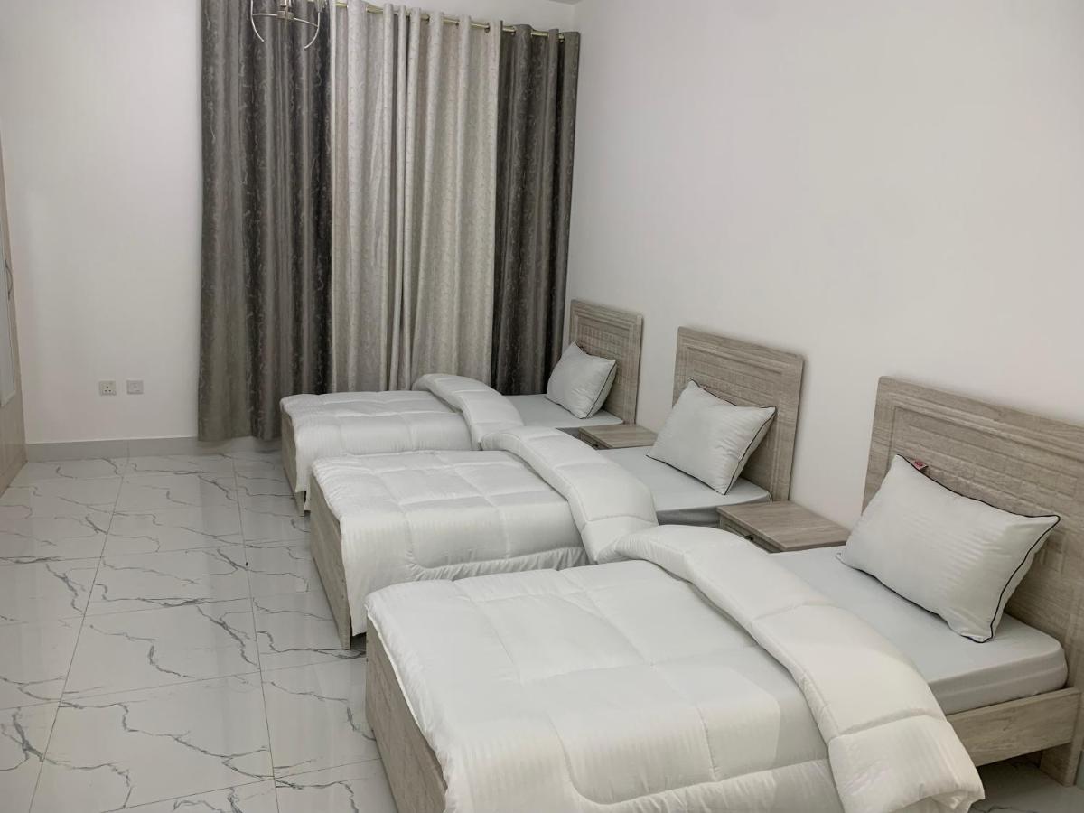 Triple Room with City View