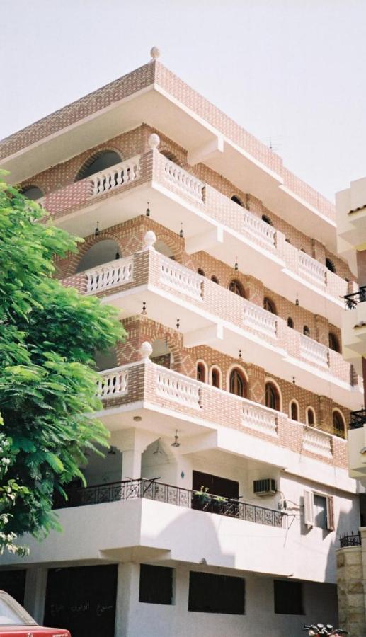 Great Pyramids area Apartments AND Rooms - B&B Cairo