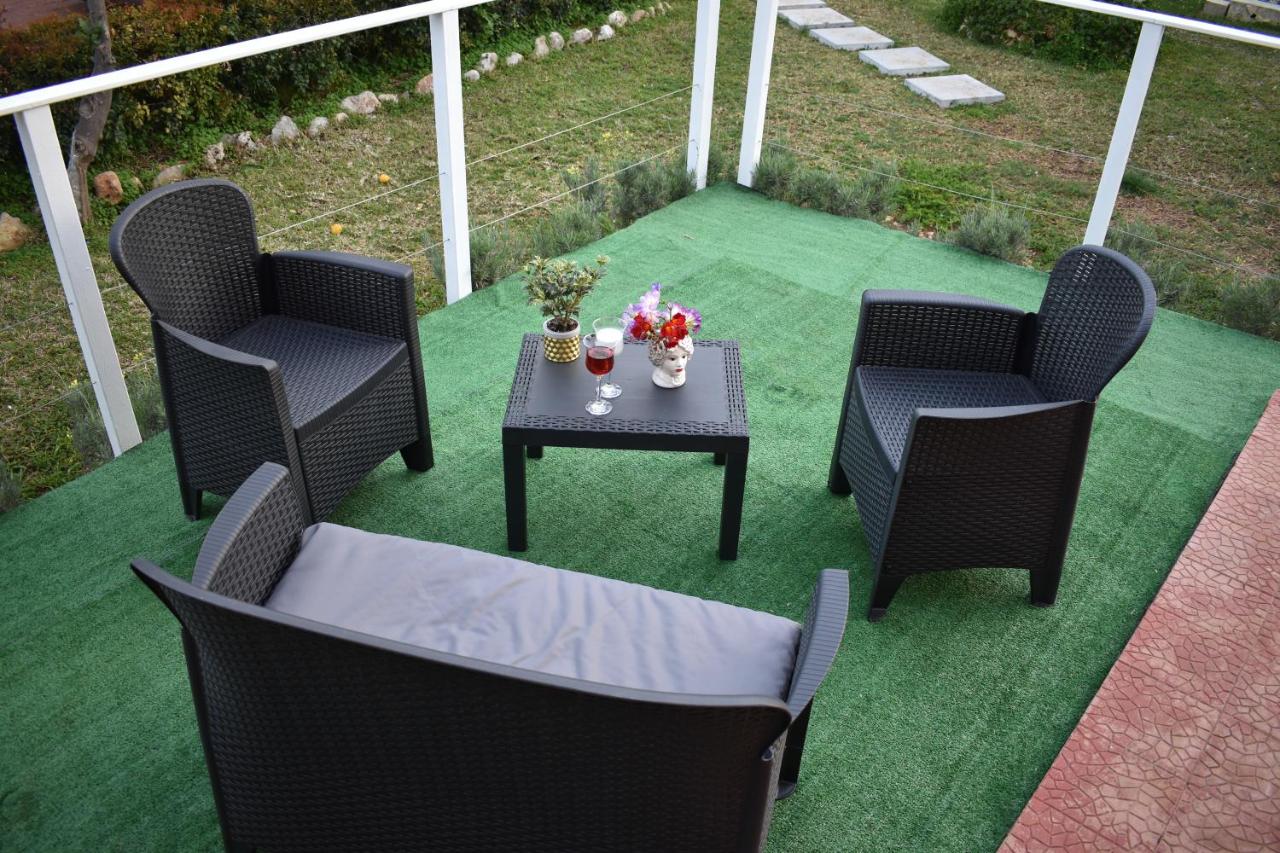Villa Trinacria - Bed and Breakfast