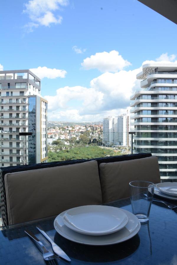 Andalusian Dream I 2 Bedrooms apartment near by the Beach and TGV station - B&B Tangeri