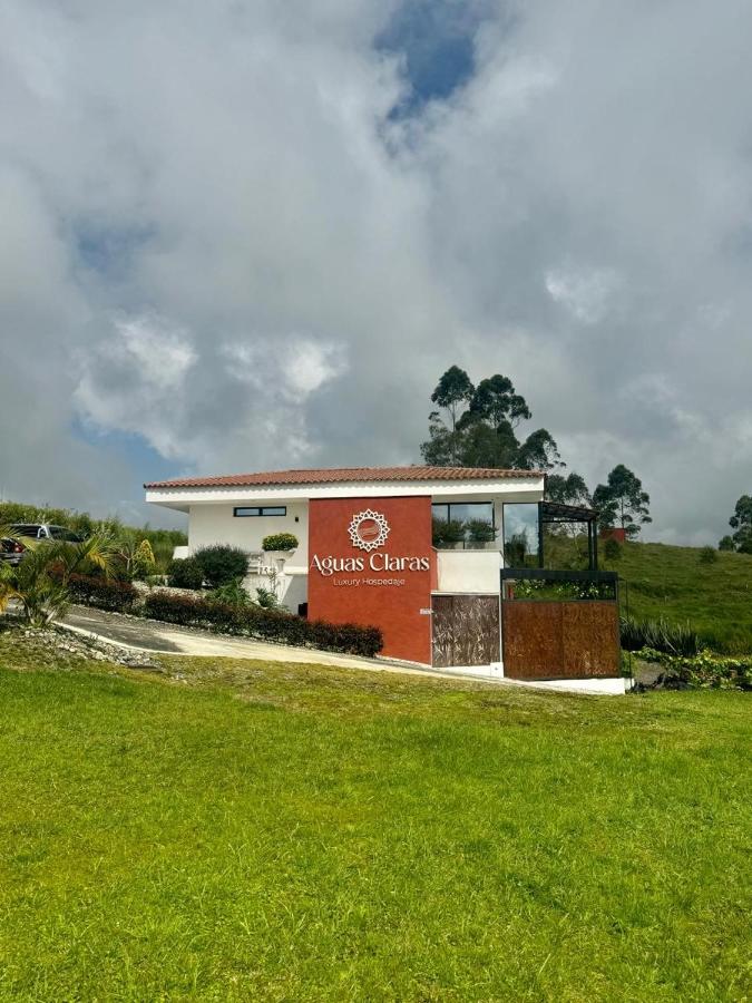 Aguas Claras casa campestre - B&B