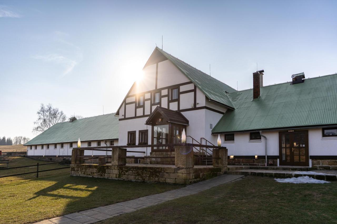 Farma Hvozd - B&B