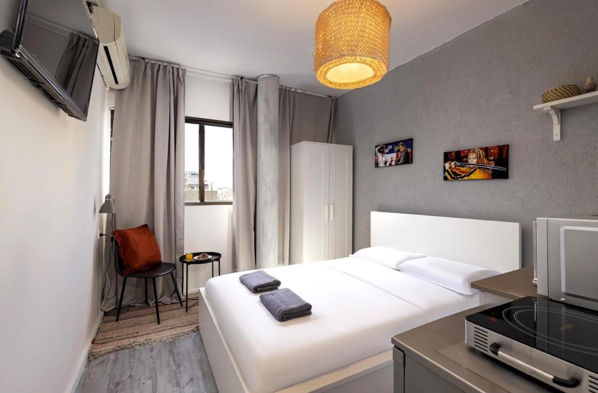 Hotel Style Apt in Central TLV - B&B