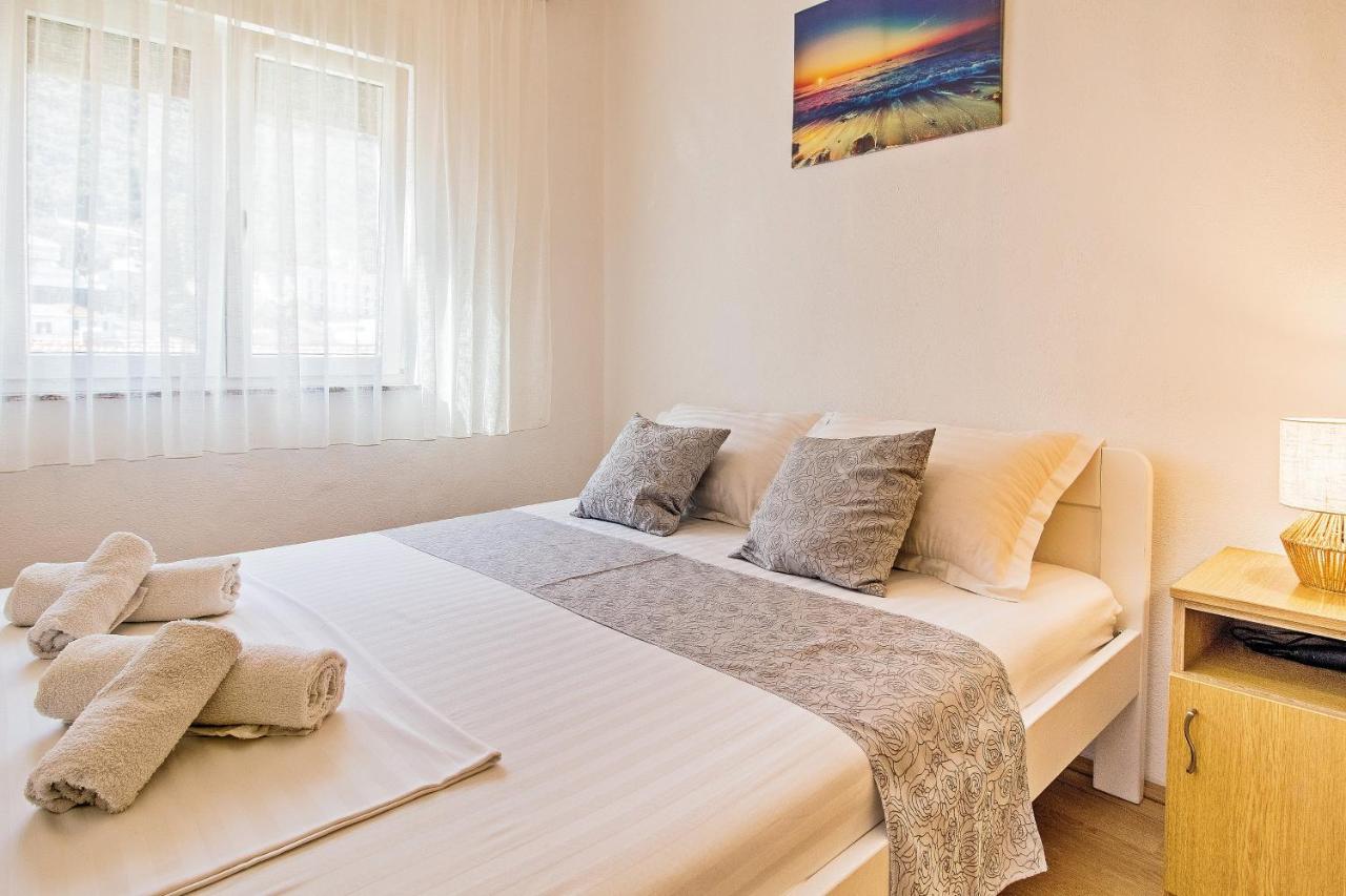 Apartamento con balcón