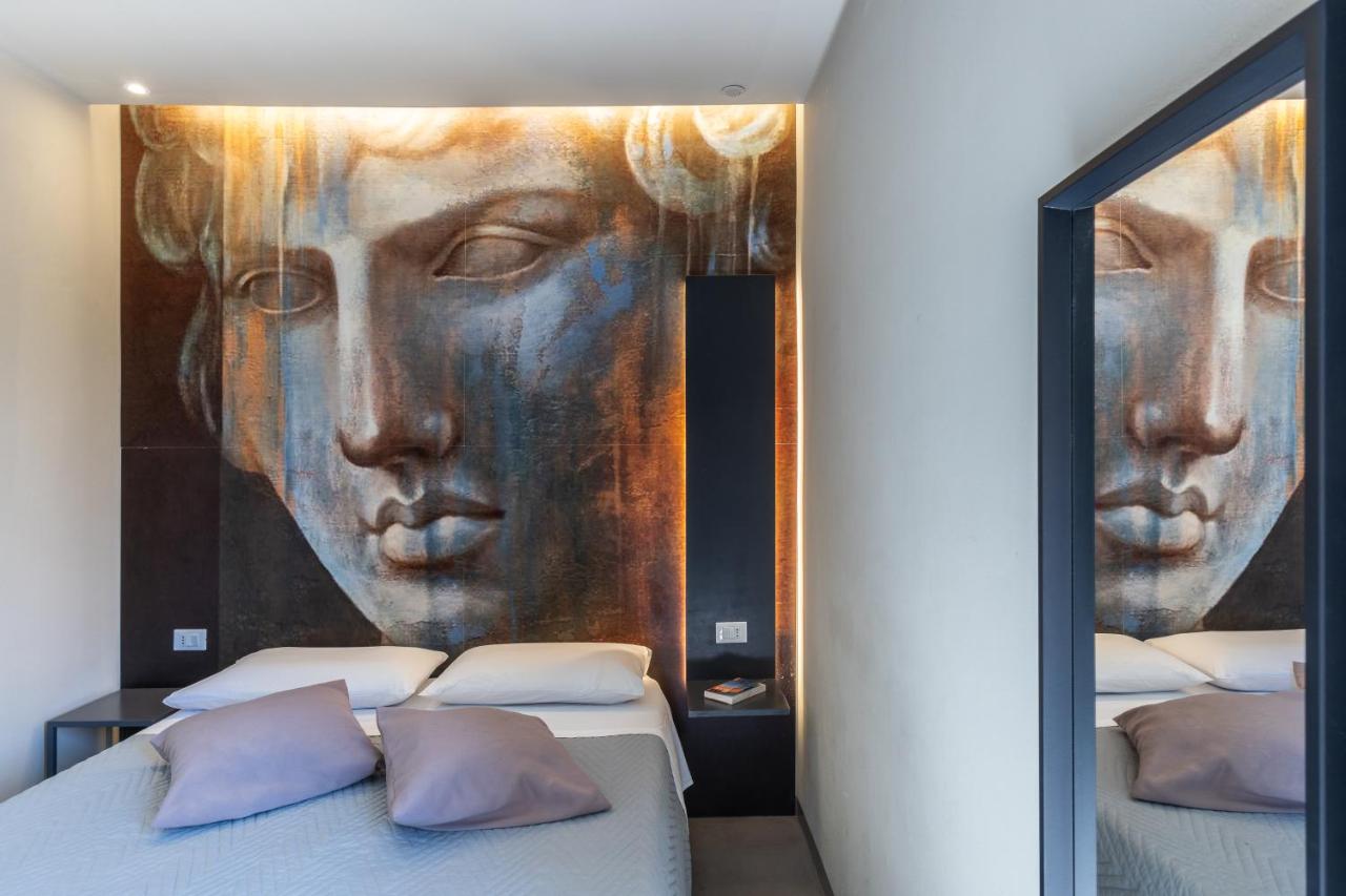 Doppelzimmer mit Balkon