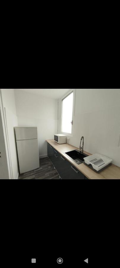 Superbe Appart 4 chambres Terrasse vue sur les Montagnes - Bed and Breakfast Saint-Paul-de-Fenouillet