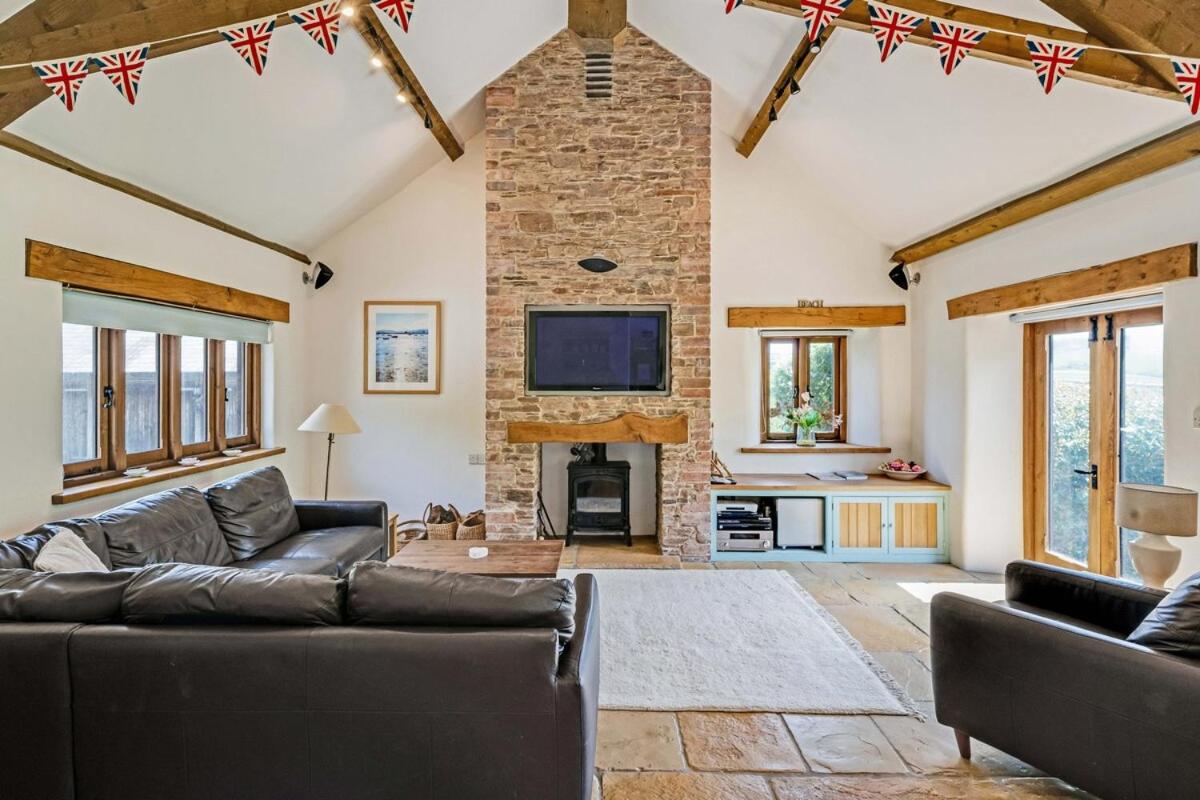 Cosy Dog Friendly Cottage close to beaches Bigbury on Sea - B&B