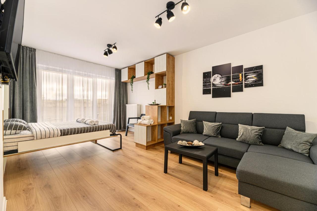 MoHost Luxury Landing Apartments Complex Qualis Brasov - B&B Braşov