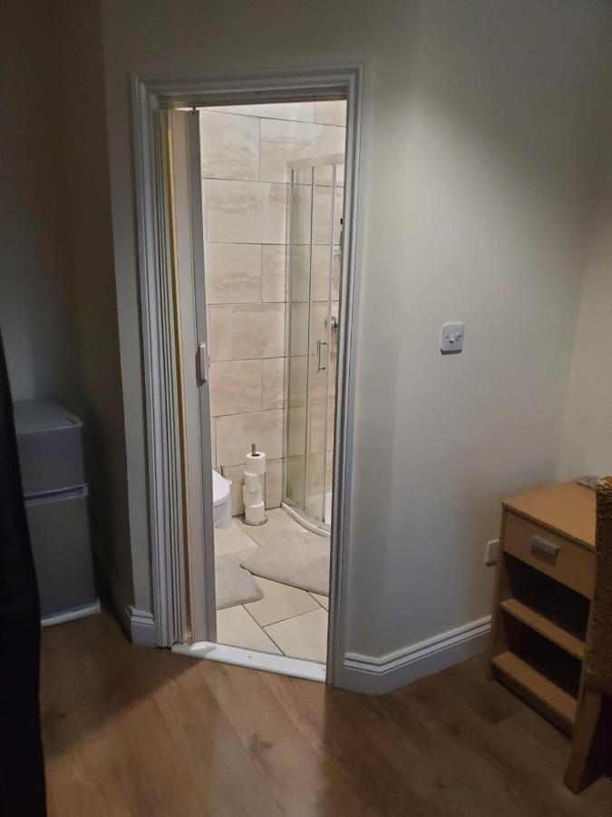 En suite bedrooms, Heaton, Newcastle - B&B