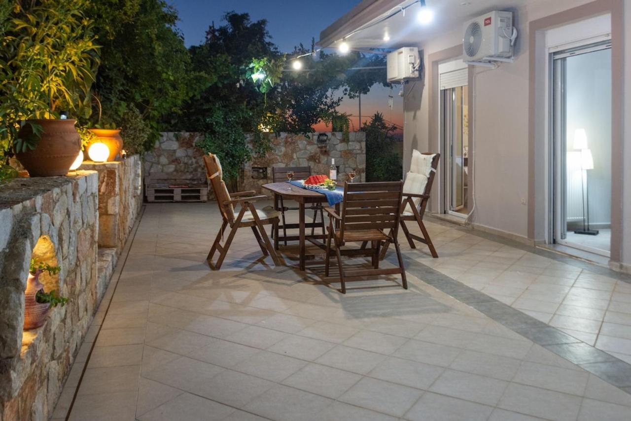 Casa Anthea 3 bedroom apartment with Garden - B&B