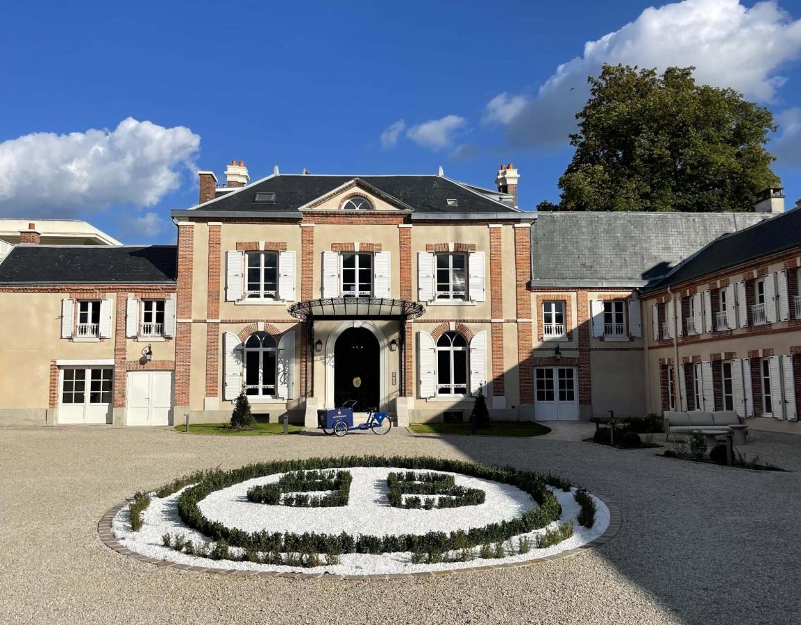 Les Suites BB, Champagne Besserat de Bellefon - B&B