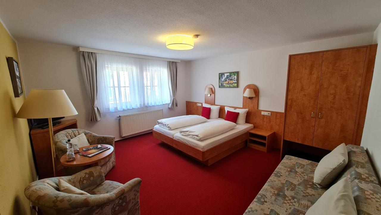 Doppelzimmer mit eigenem Bad