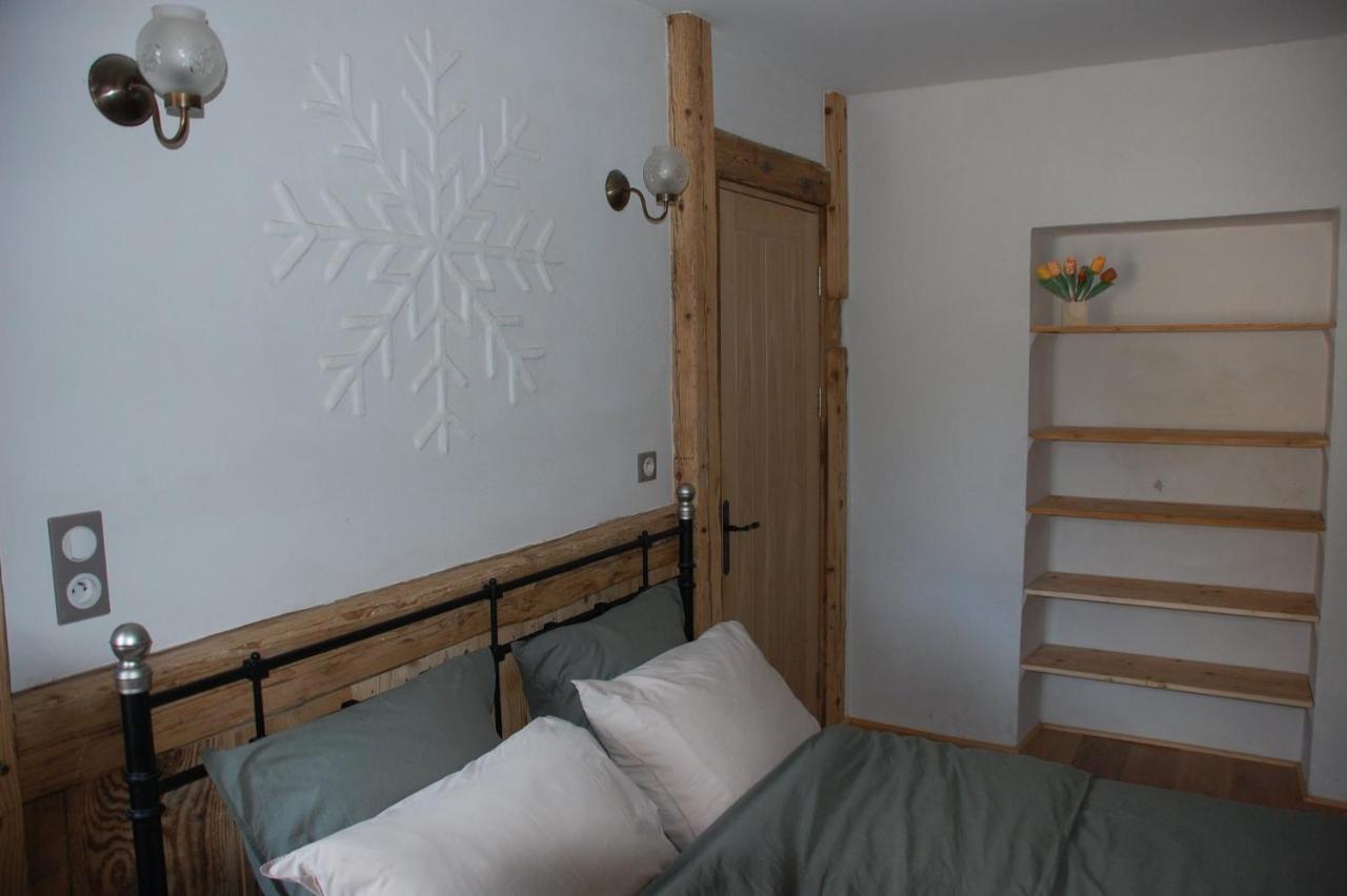 Gite les 4 Saisons - chambre Hiver - Chambres d’hôtes Ombre